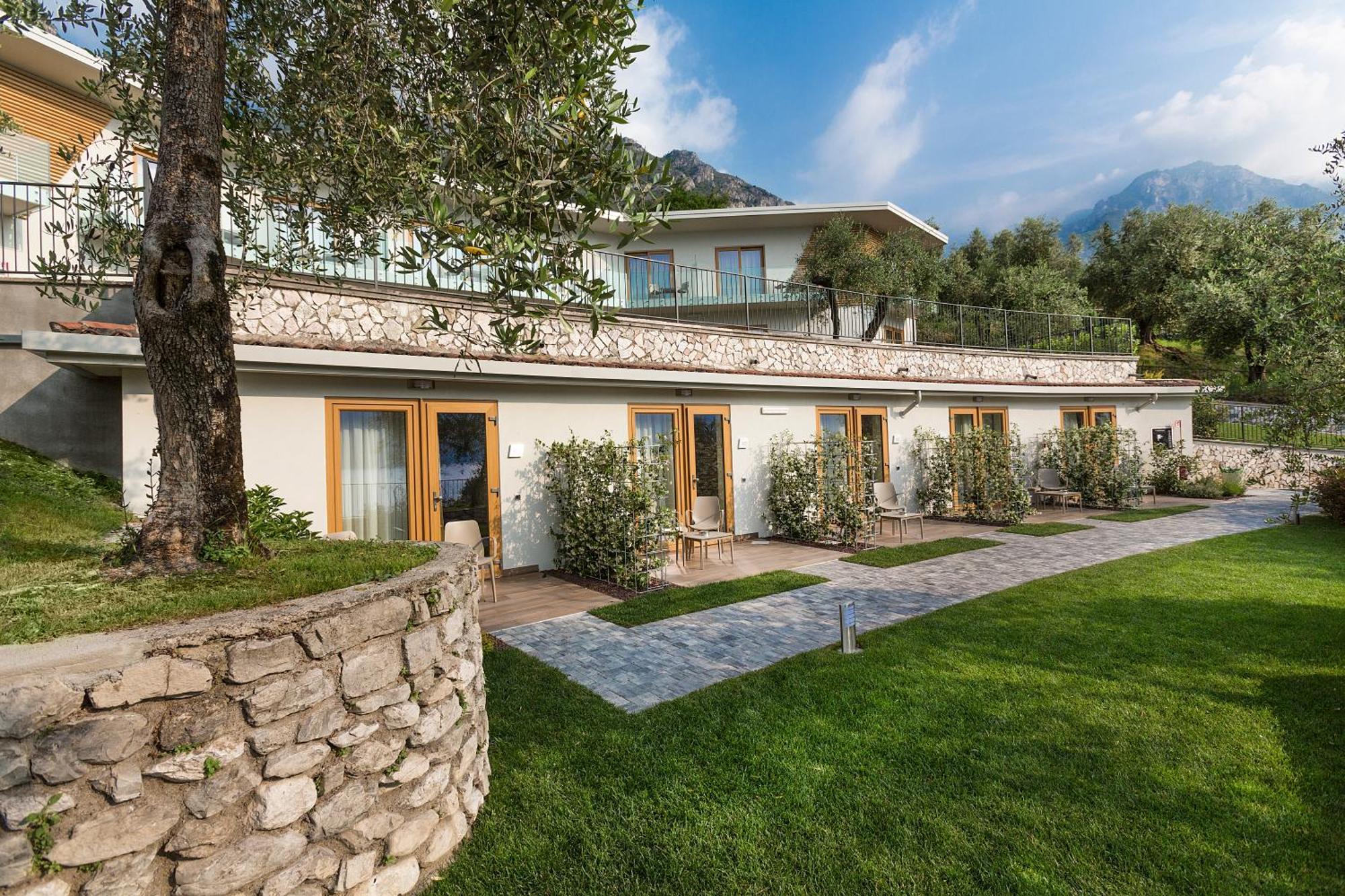 Hotel Atilius - Adults Only Limone sul Garda Exterior photo
