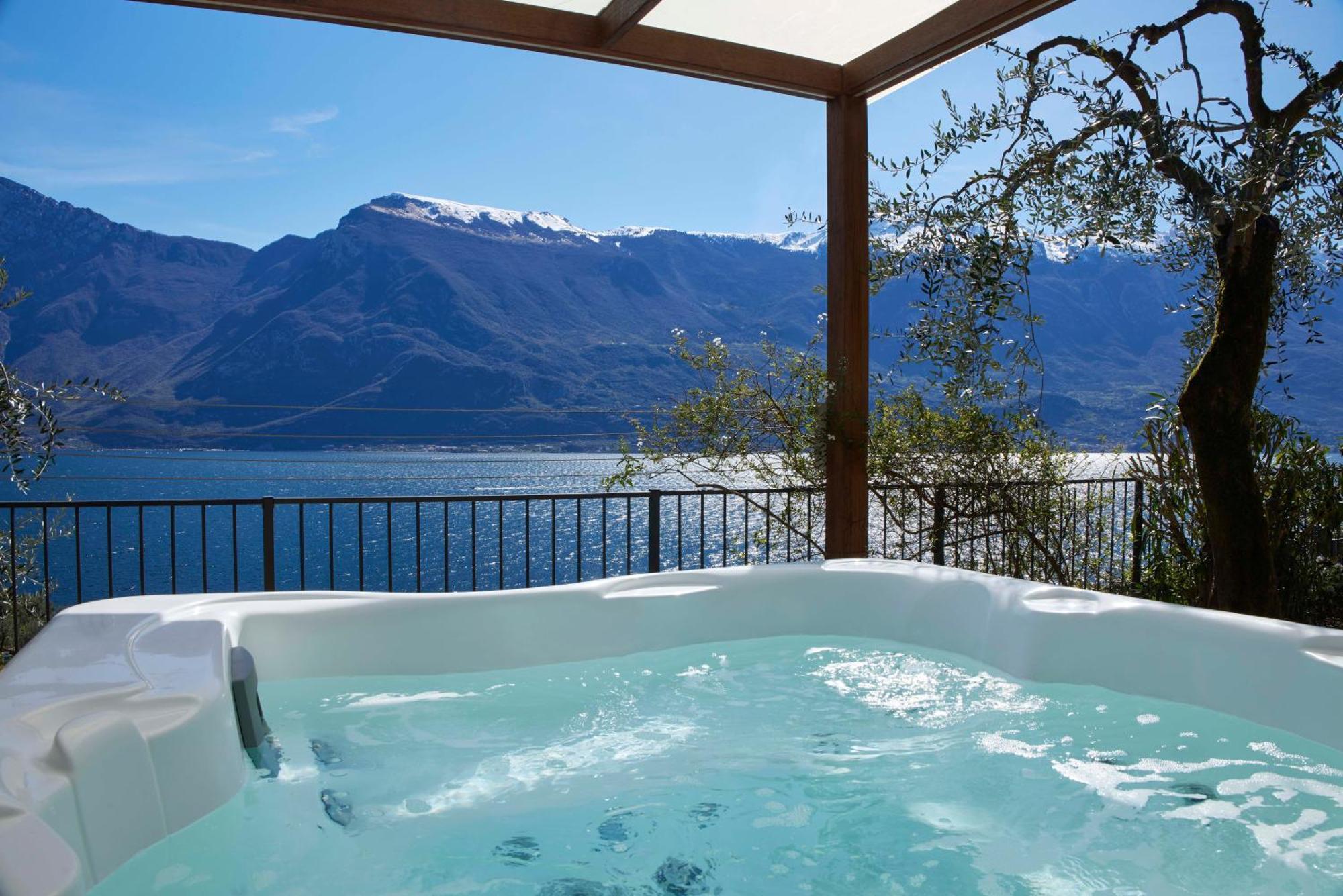 Hotel Atilius - Adults Only Limone sul Garda Exterior photo
