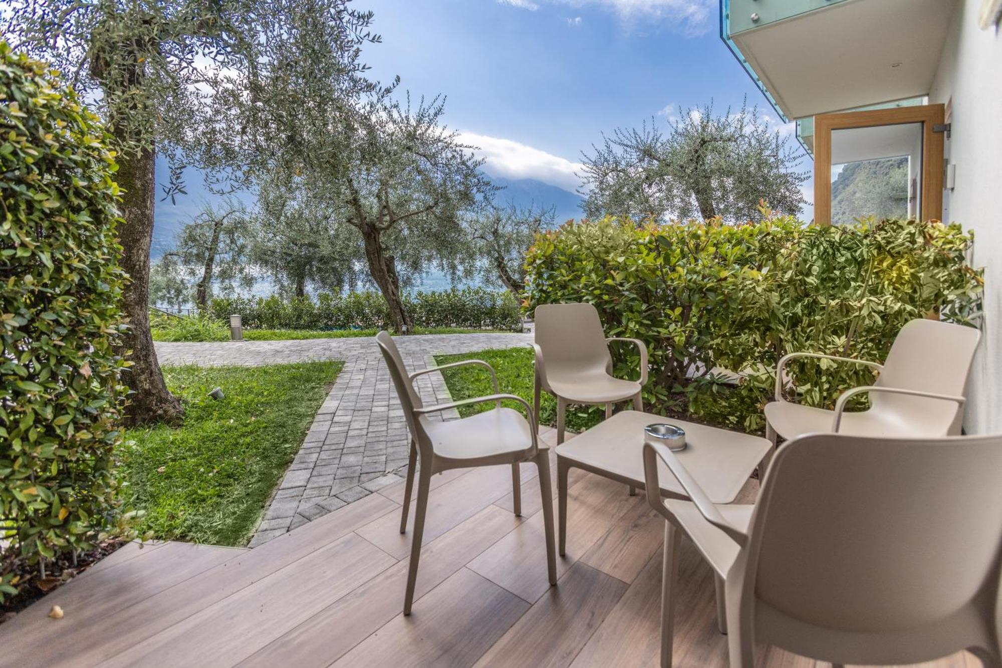 Hotel Atilius - Adults Only Limone sul Garda Room photo